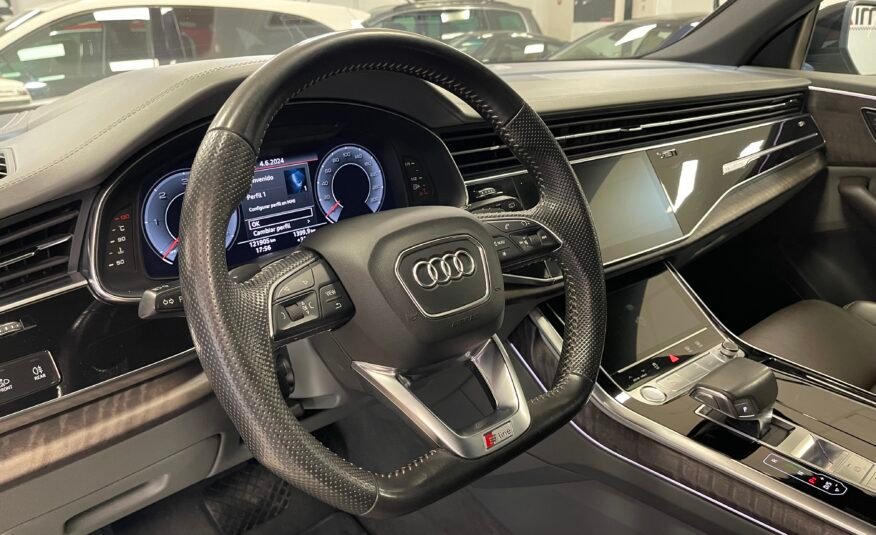 AUDI Q8 50 TDI