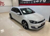 VOLKSWAGEN Golf Advance