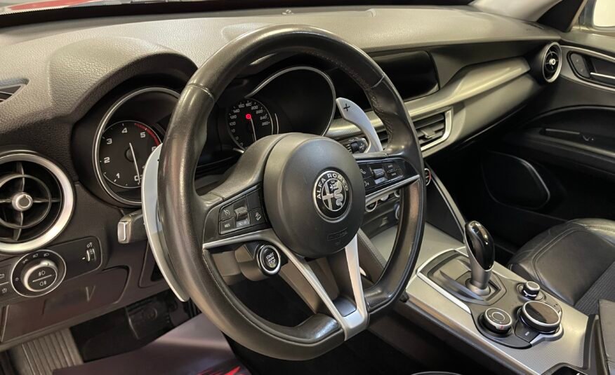 ALFA ROMEO STELVIO 2.2 Q4