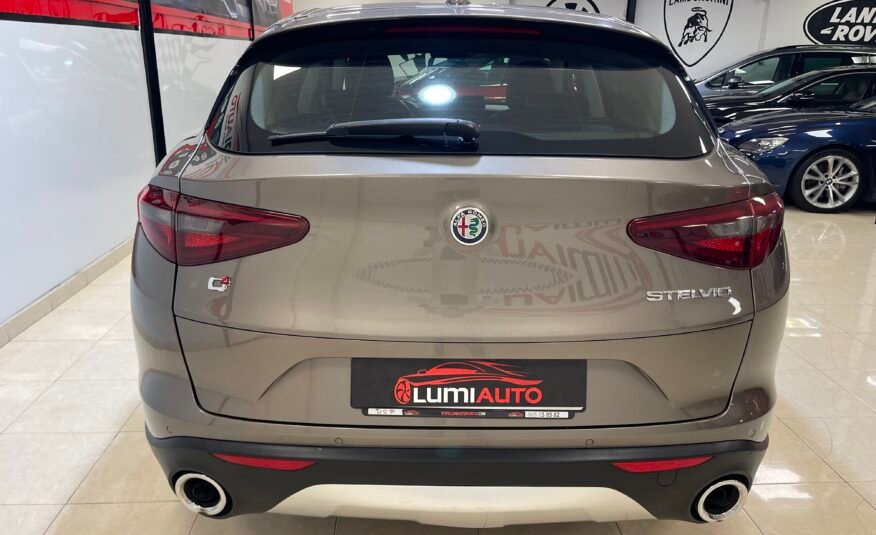 ALFA ROMEO STELVIO 2.2 Q4