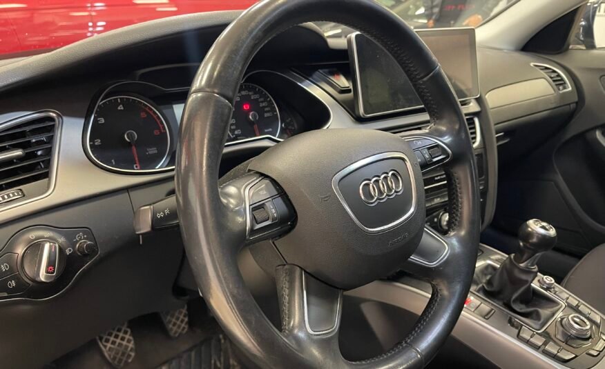 AUDI A4 2.0 Tdi S-Line