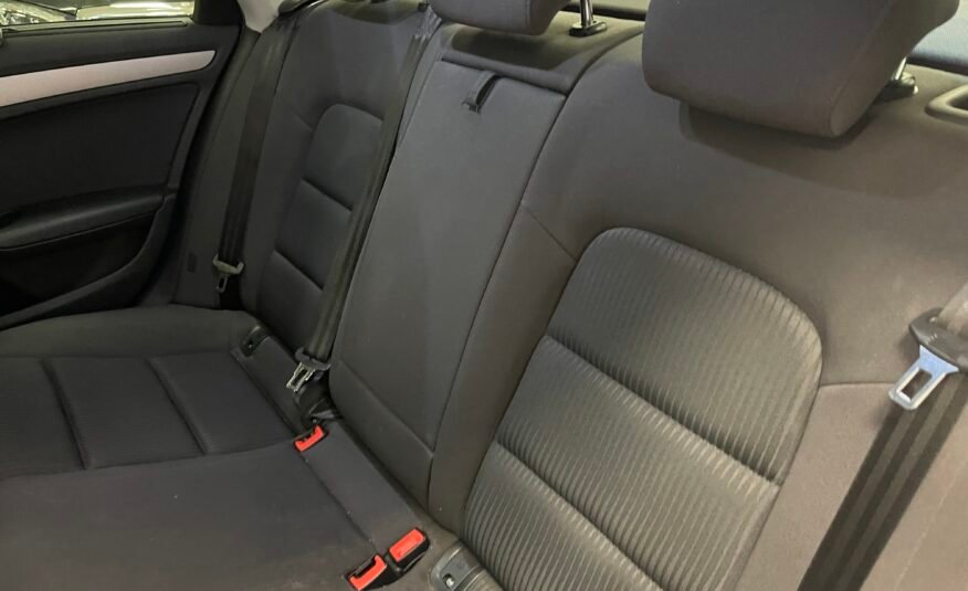 AUDI A4 2.0 Tdi S-Line