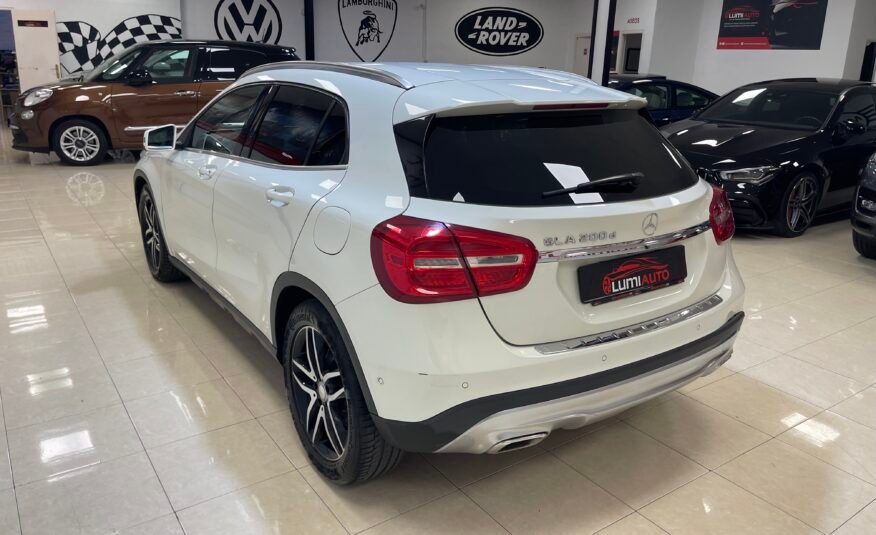 Mercedes GLA 200d