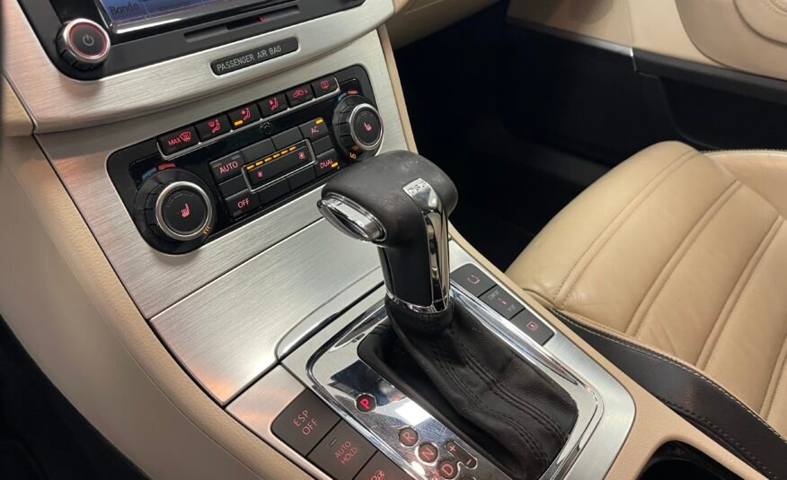 VOLKSWAGEN Passat 1.8 TFSI