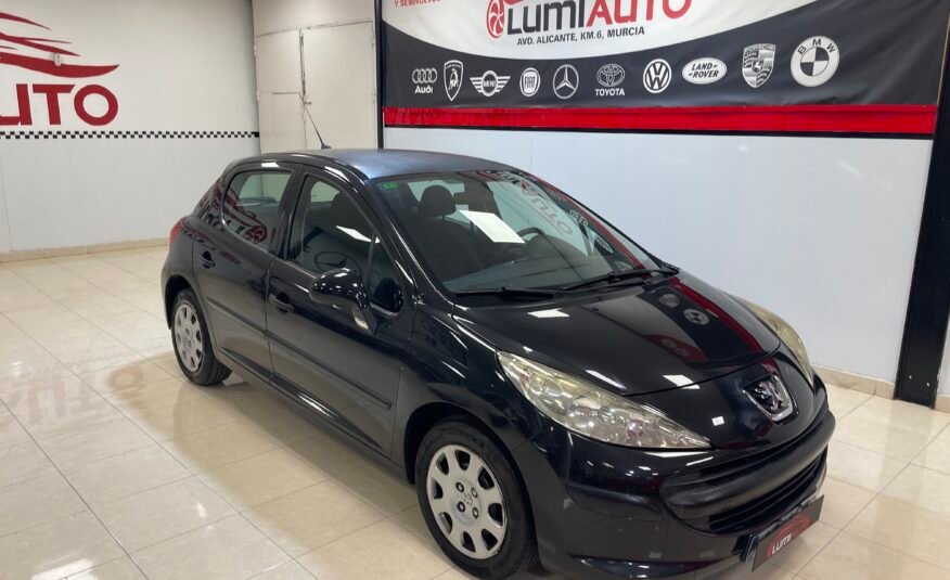 PEUGEOT 207 1.4