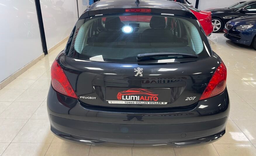 PEUGEOT 207 1.4