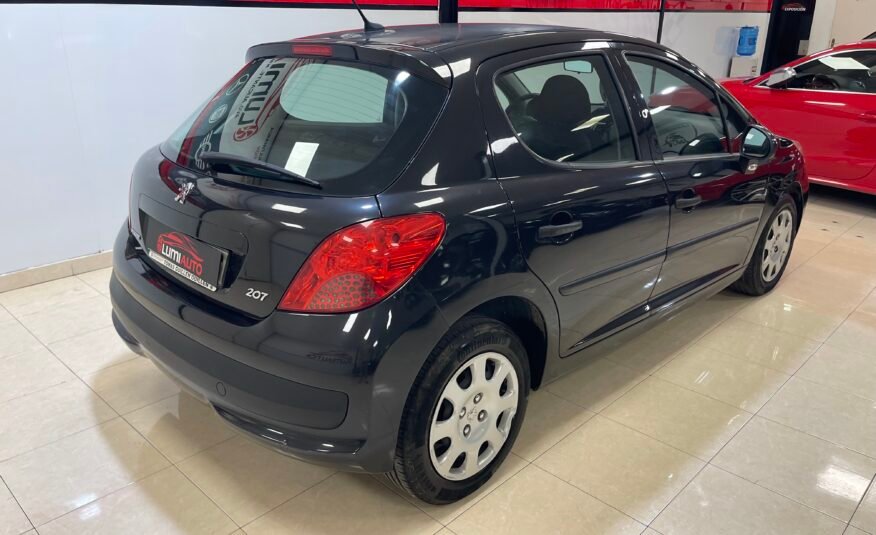 PEUGEOT 207 1.4