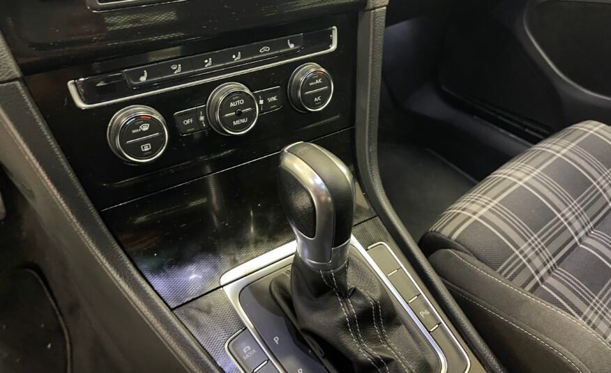 VOLKSWAGEN GOLF GTD