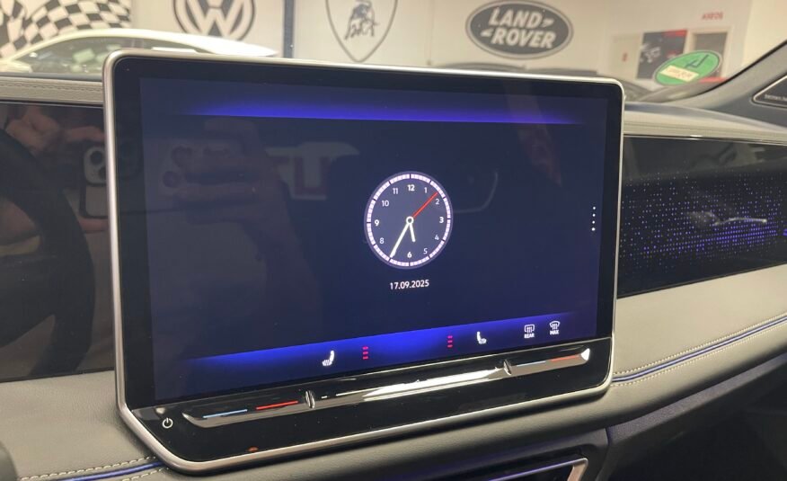 VOLKSWAGEN Tiguan 2.0 RLine