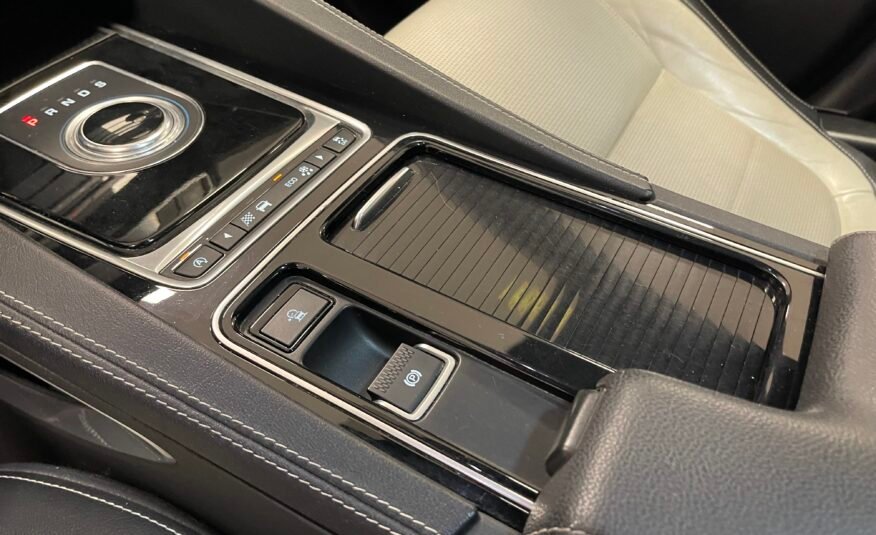 JAGUAR F PACE RSport