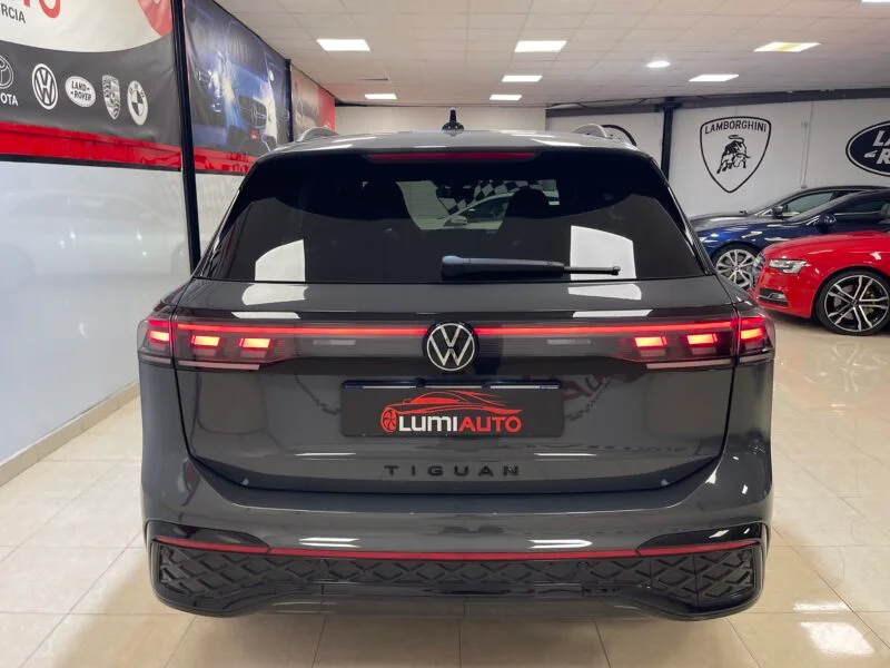 VOLKSWAGEN TIGUAN 2.0 RLINE