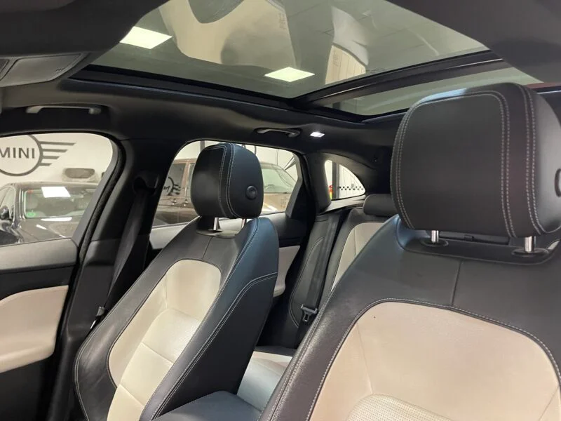 JAGUAR F PACE RSPORT