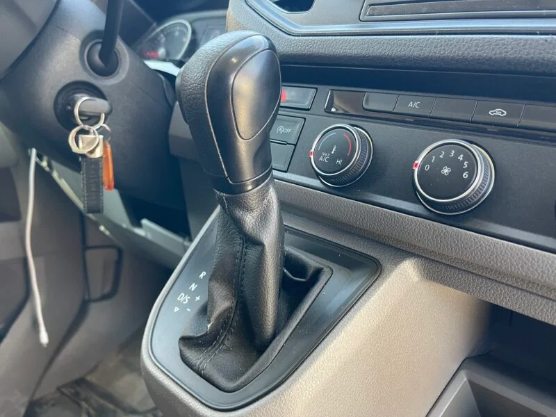 VOLKSWAGEN CRAFTER 2.0 TDI