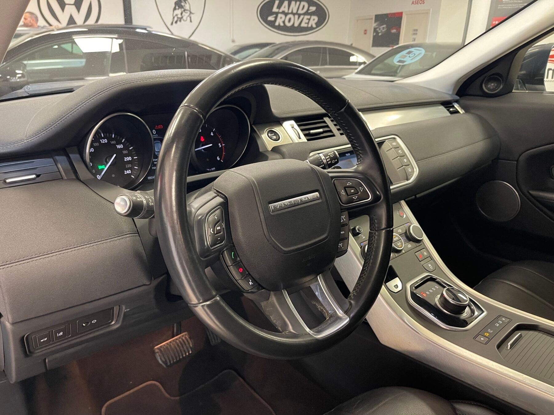 LAND-ROVER RANGE ROVER EVOQUE 2.0