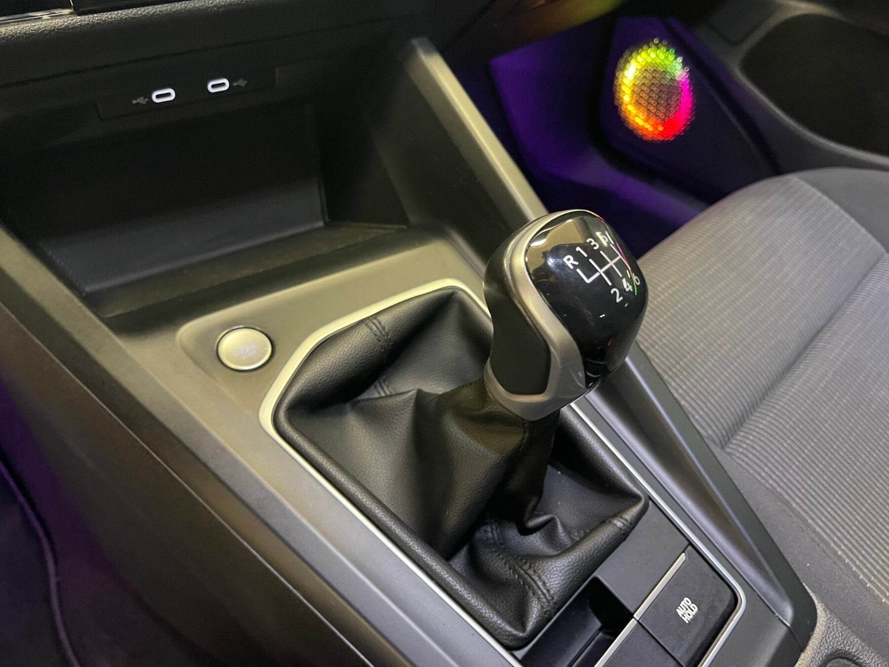 VOLKSWAGEN GOLF 2.0 TDI