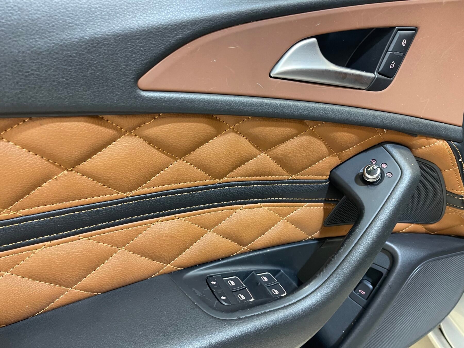 AUDI A6 3.0 TDI (S6) S-Line