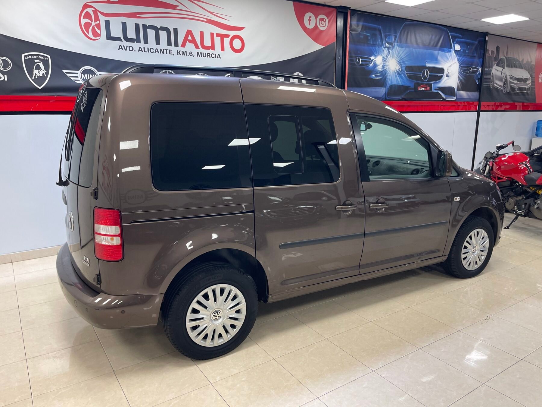 VOLKSWAGEN CADDY 1.6 TDI DSG EDITION