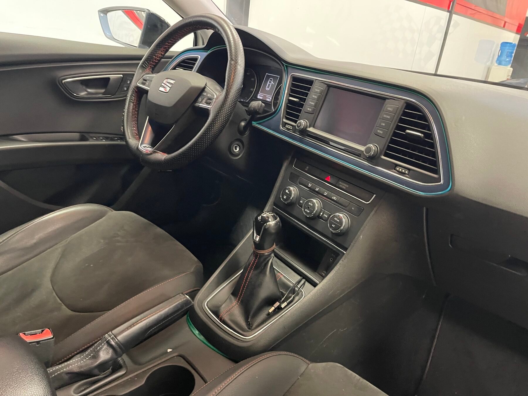 SEAT LEON 1.6 TDI FR