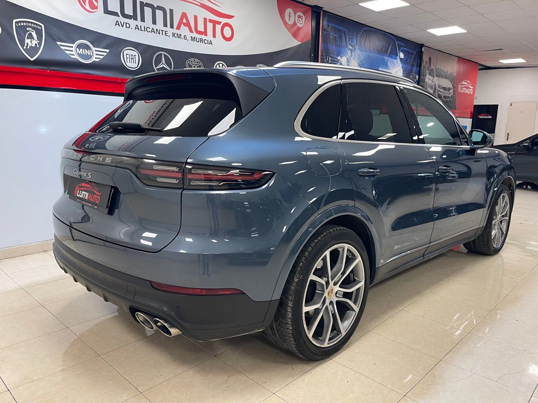 PORSCHE Cayenne S