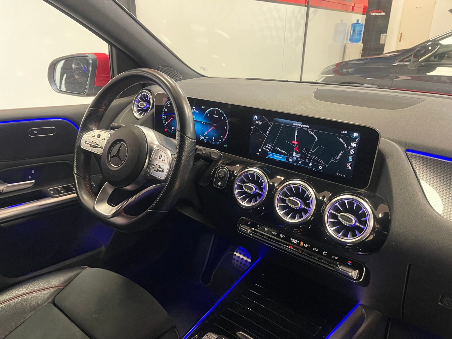 MERCEDES-BENZ CLASE B 180d AMG LINE