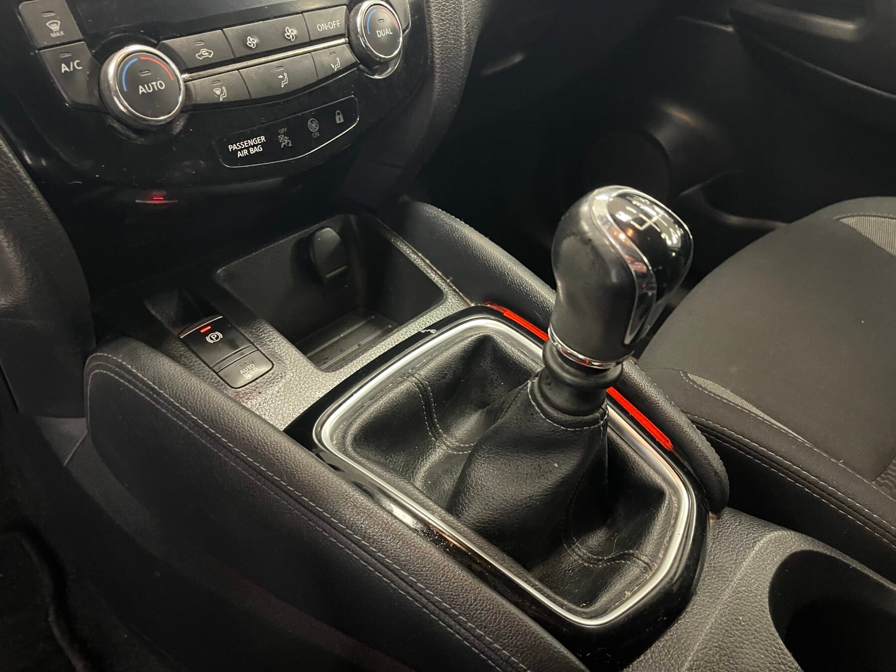 NISSAN Qashqai 1.5 dCi