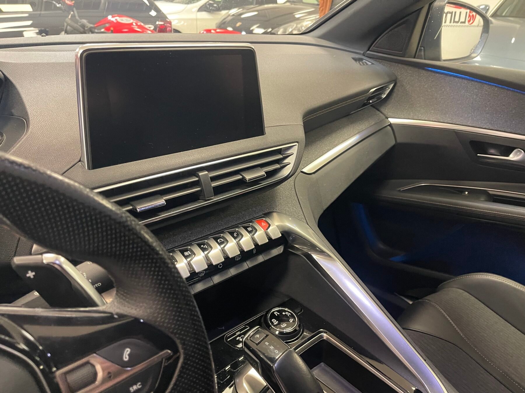 PEUGEOT 3008 1.5 BlueHDi GT-LiNE