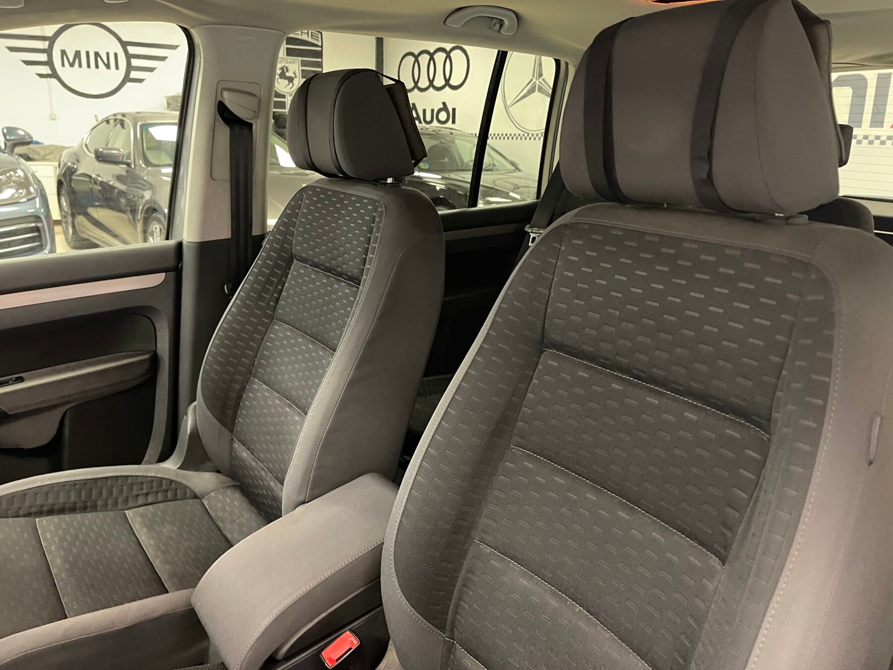 VOLKSWAGEN TOURAN 2.0 TDI