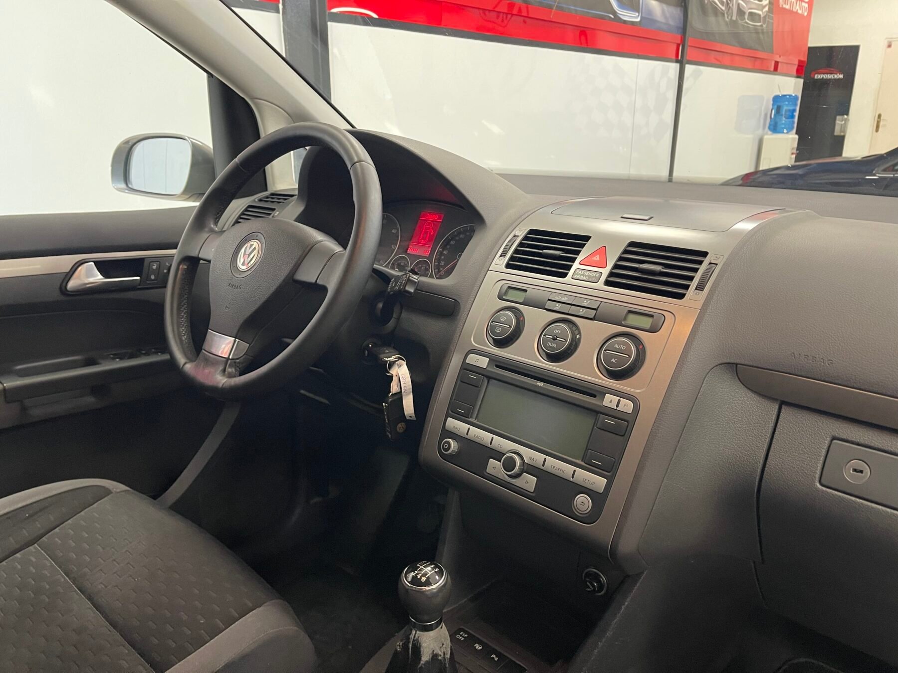 VOLKSWAGEN TOURAN 2.0 TDI