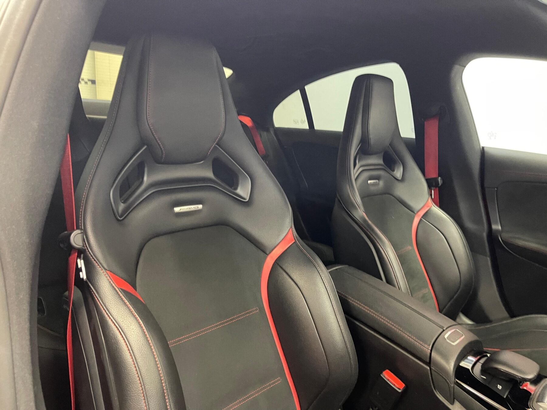 MERCEDES-BENZ CLA 45 S 4 Matic