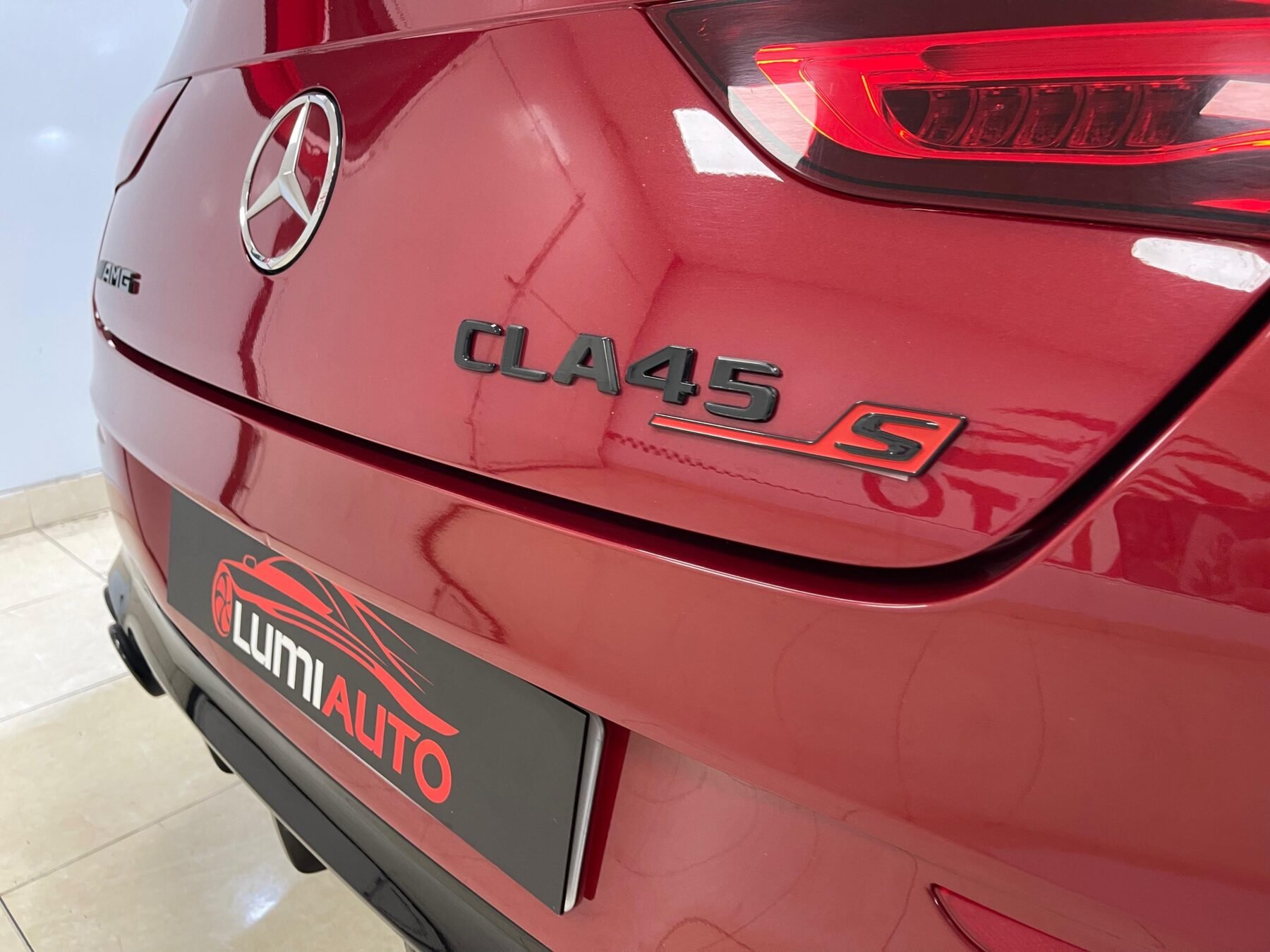 MERCEDES-BENZ CLA 45 S 4 Matic