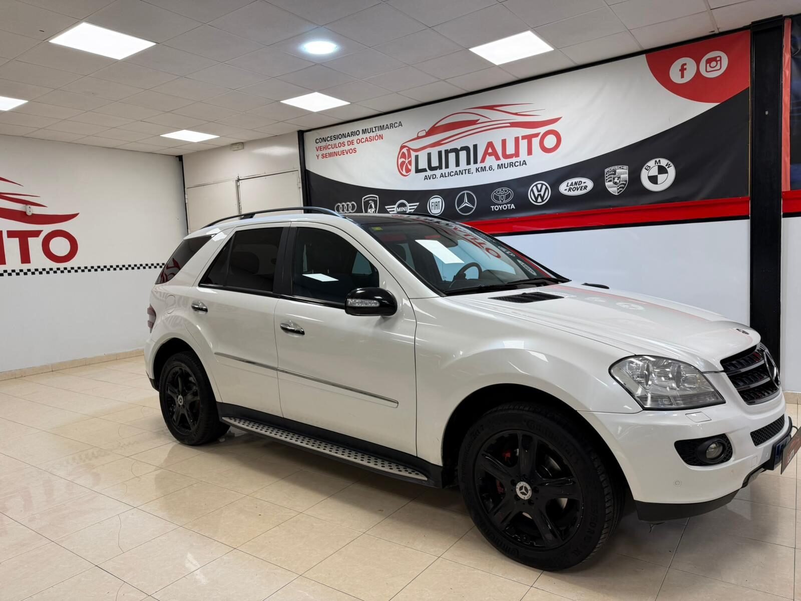 MERCEDES-BENZ ML 320 CDI 4 Matic