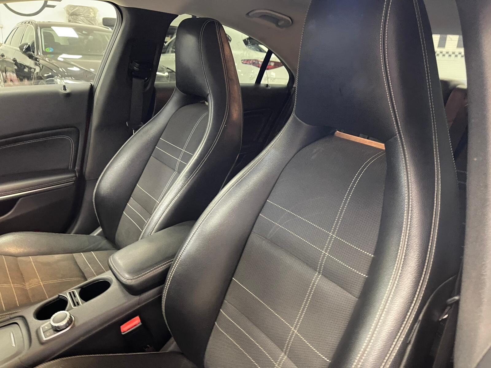 MERCEDES-BENZ CLA 200 CDI