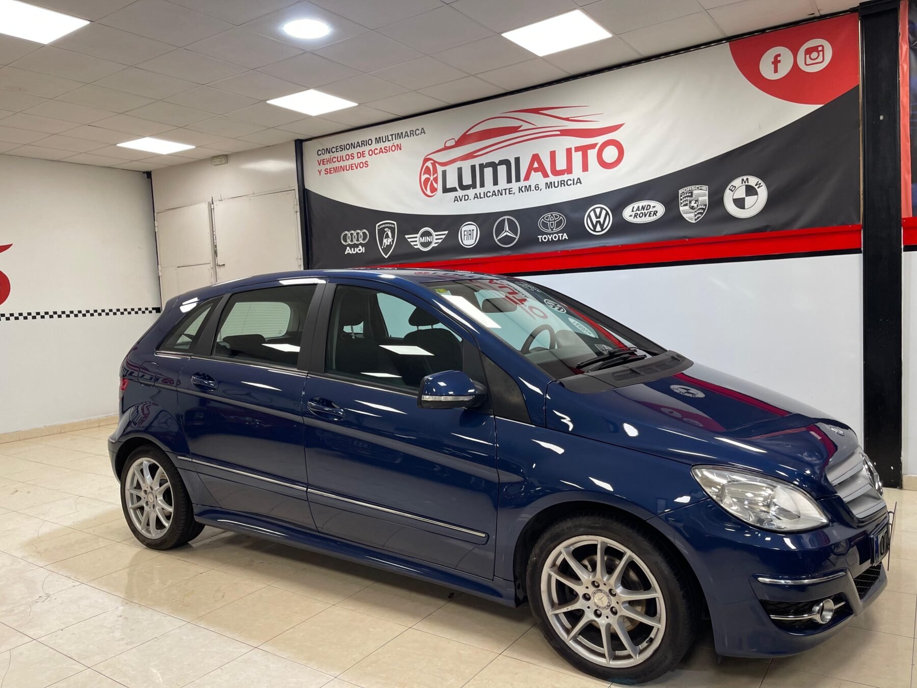 MERCEDES-BENZ CLASE B 180 SPORT