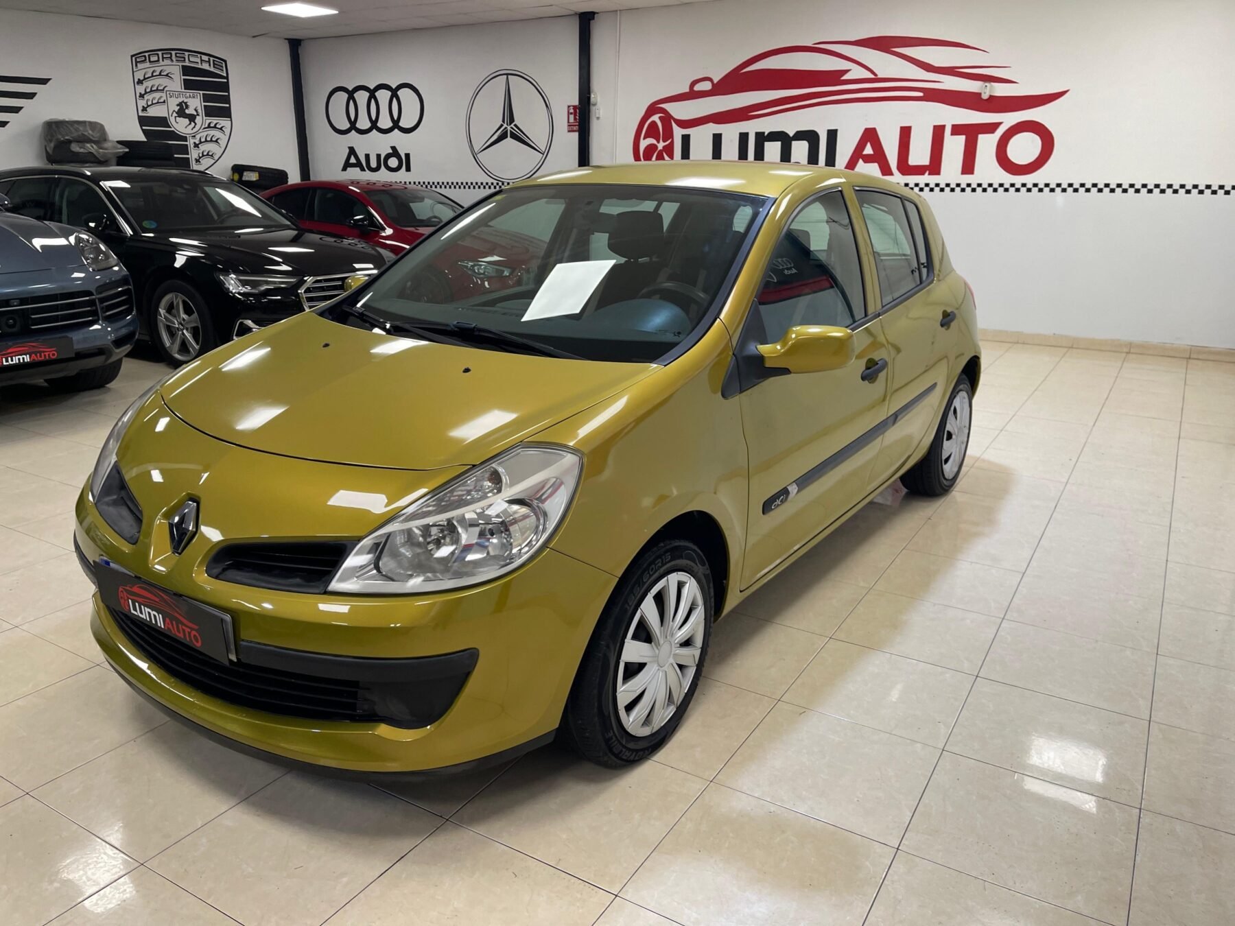RENAULT Clio 1.5 dCi