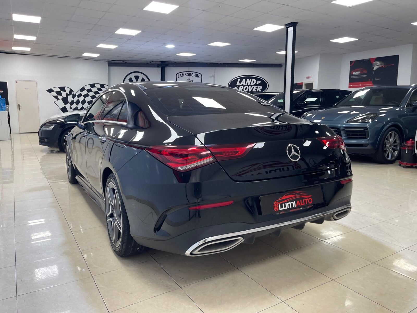 MERCEDES-BENZ CLA 200d AMG