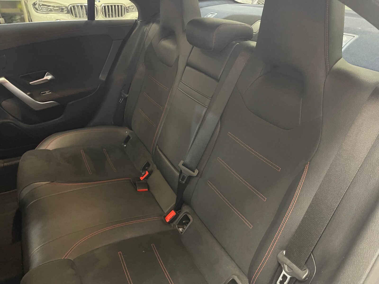 MERCEDES-BENZ CLA 200d AMG