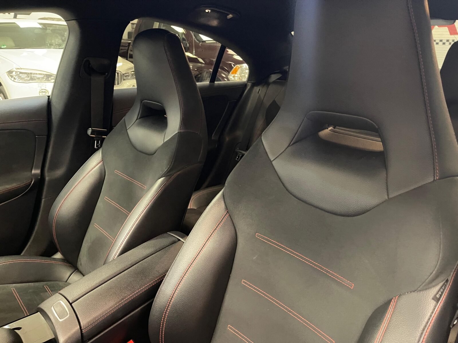 MERCEDES-BENZ CLA 200d AMG