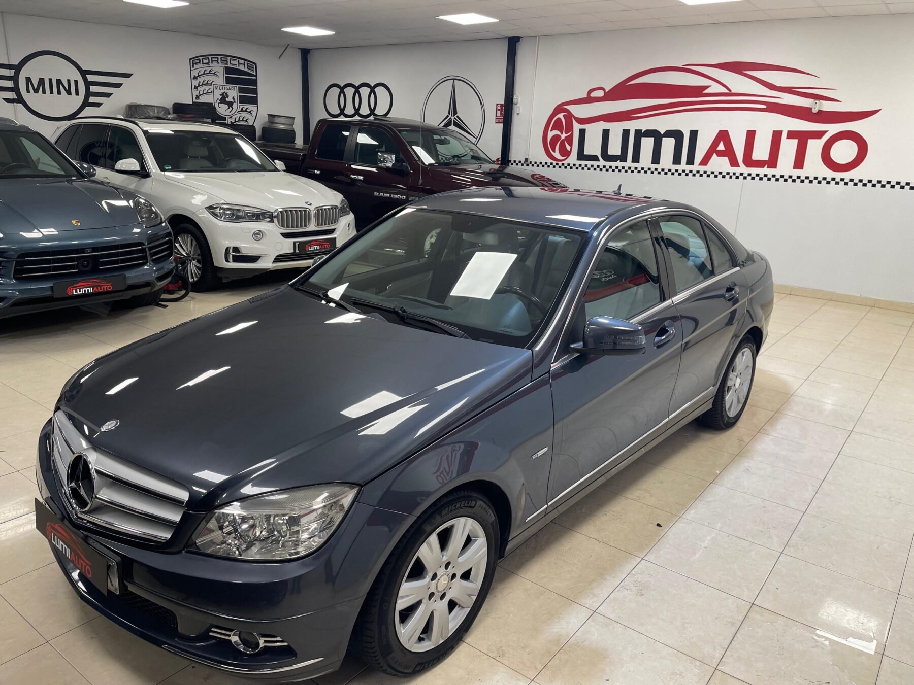 MERCEDES-BENZ CLASE C 200 CDI