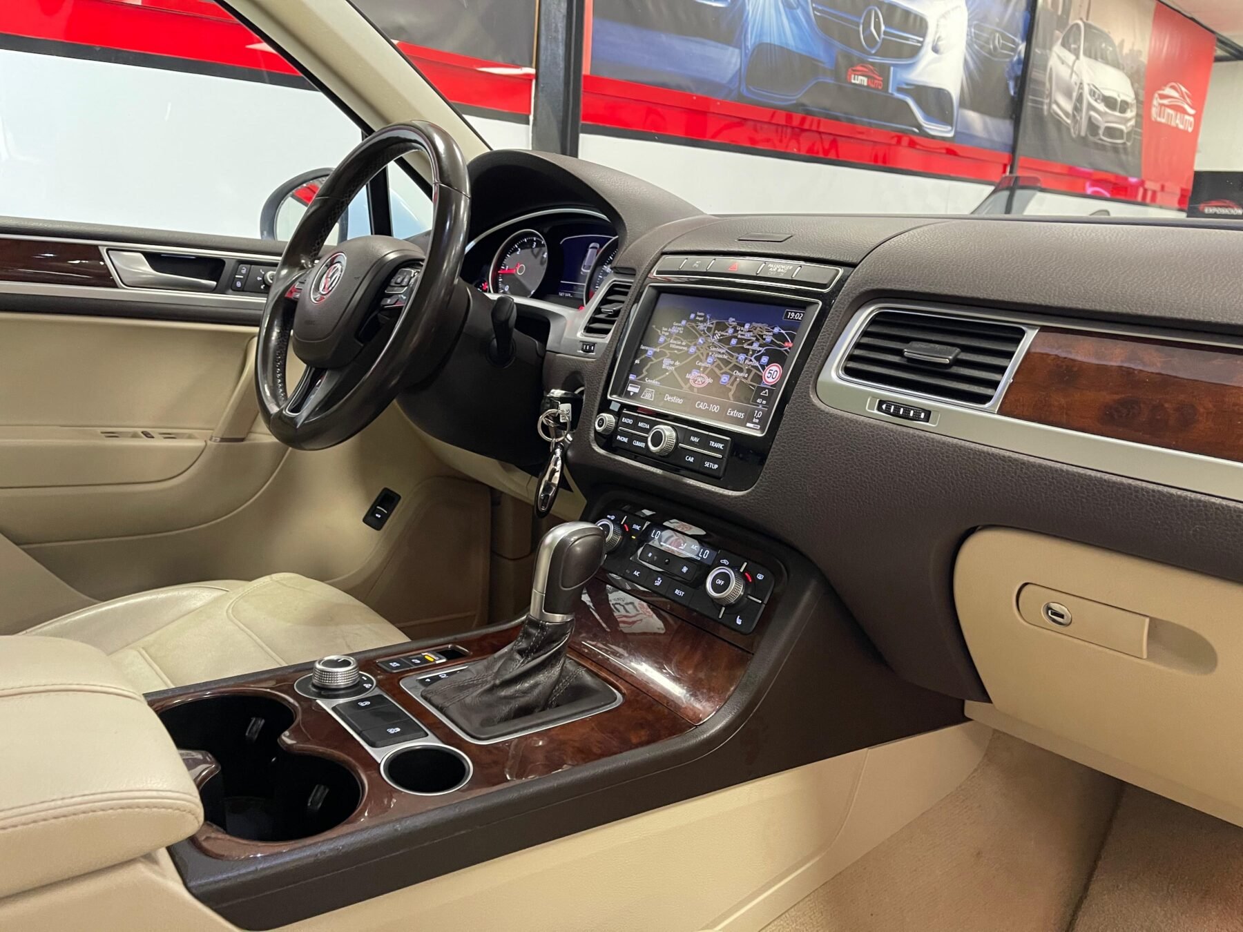 VOLKSWAGEN Touareg V6 3.0 TDI