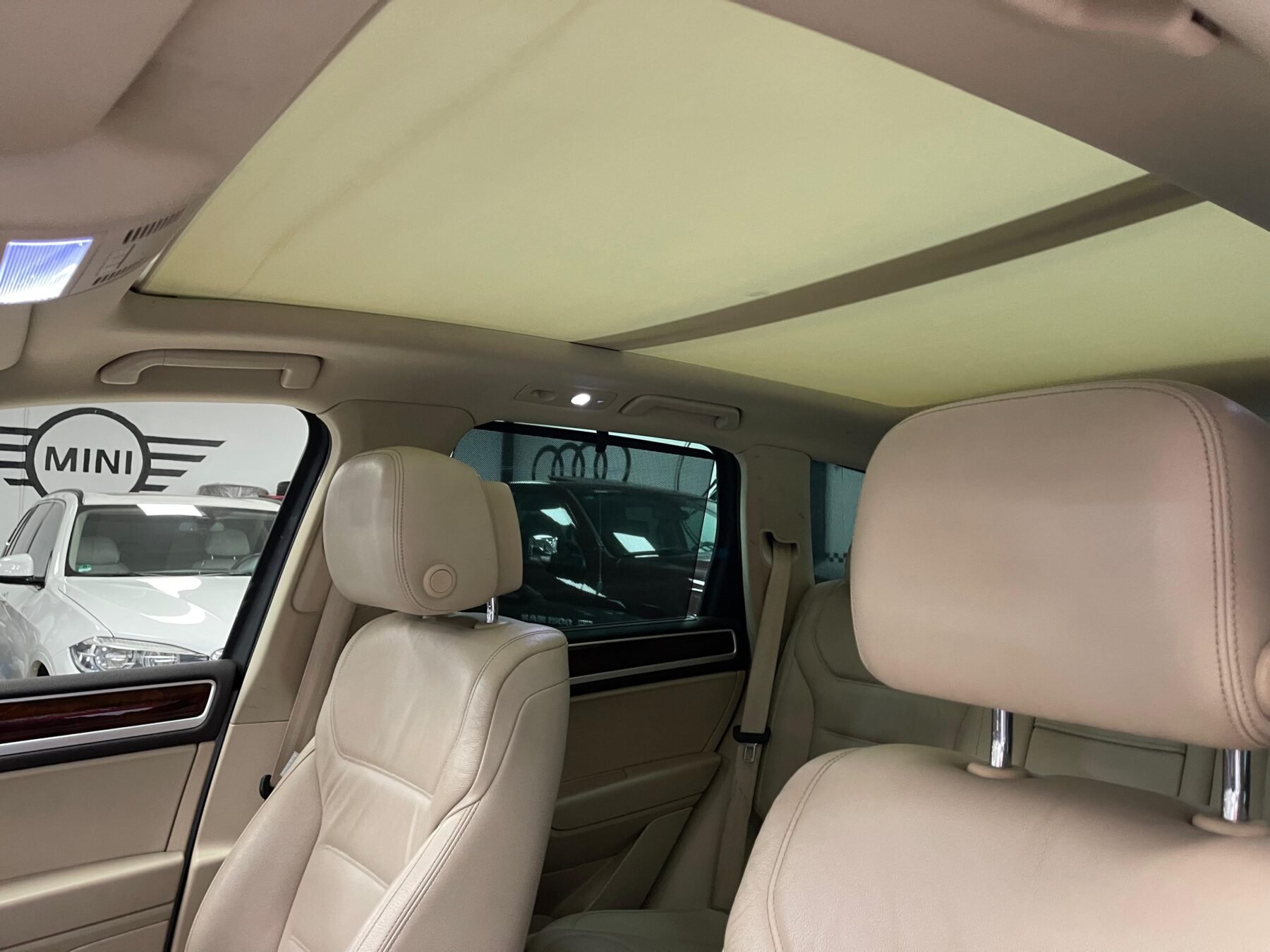 VOLKSWAGEN Touareg V6 3.0 TDI