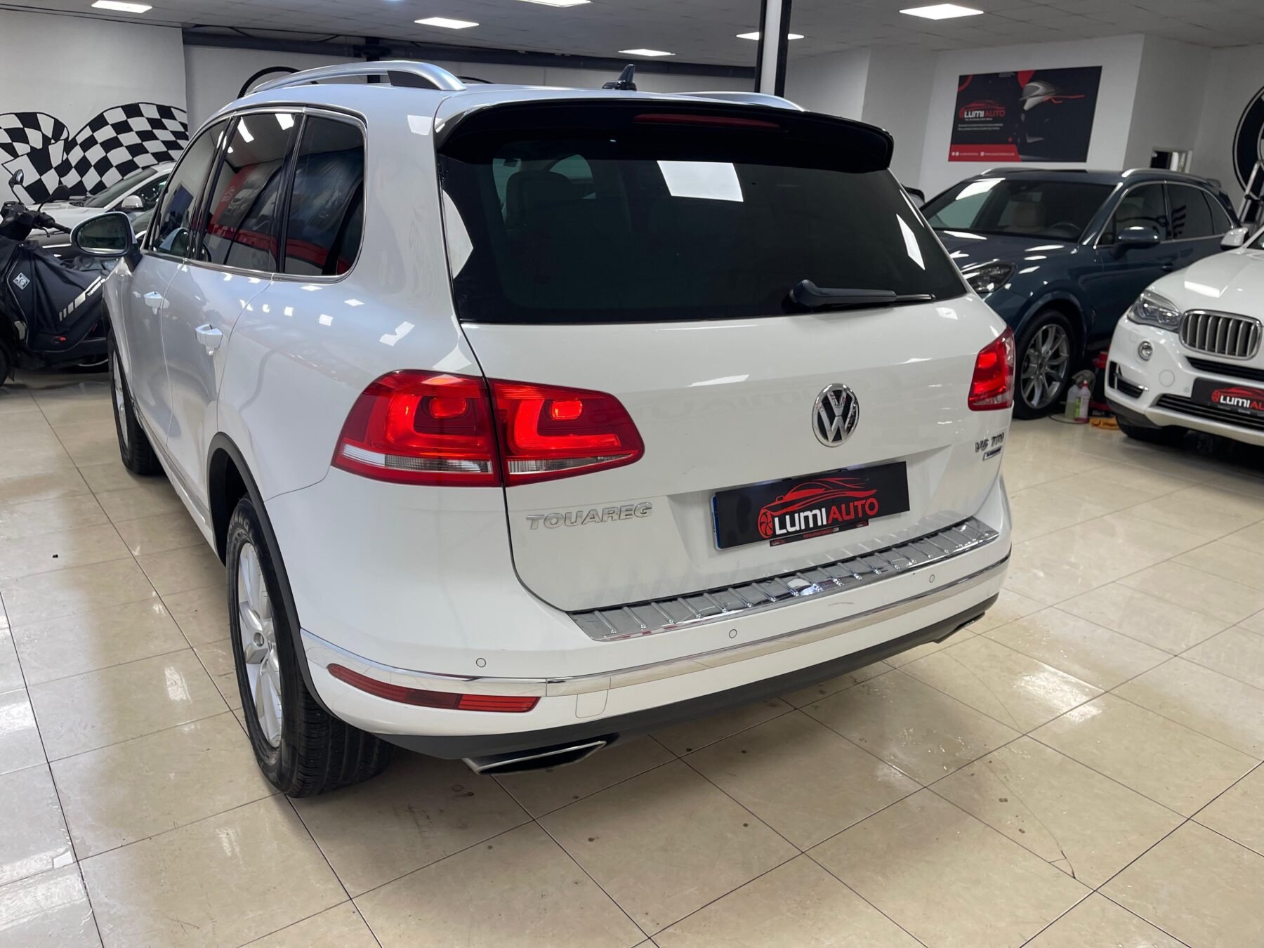 VOLKSWAGEN Touareg V6 3.0 TDI