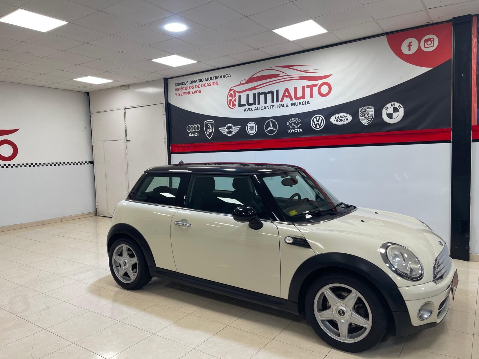MINI Cooper D 1.6