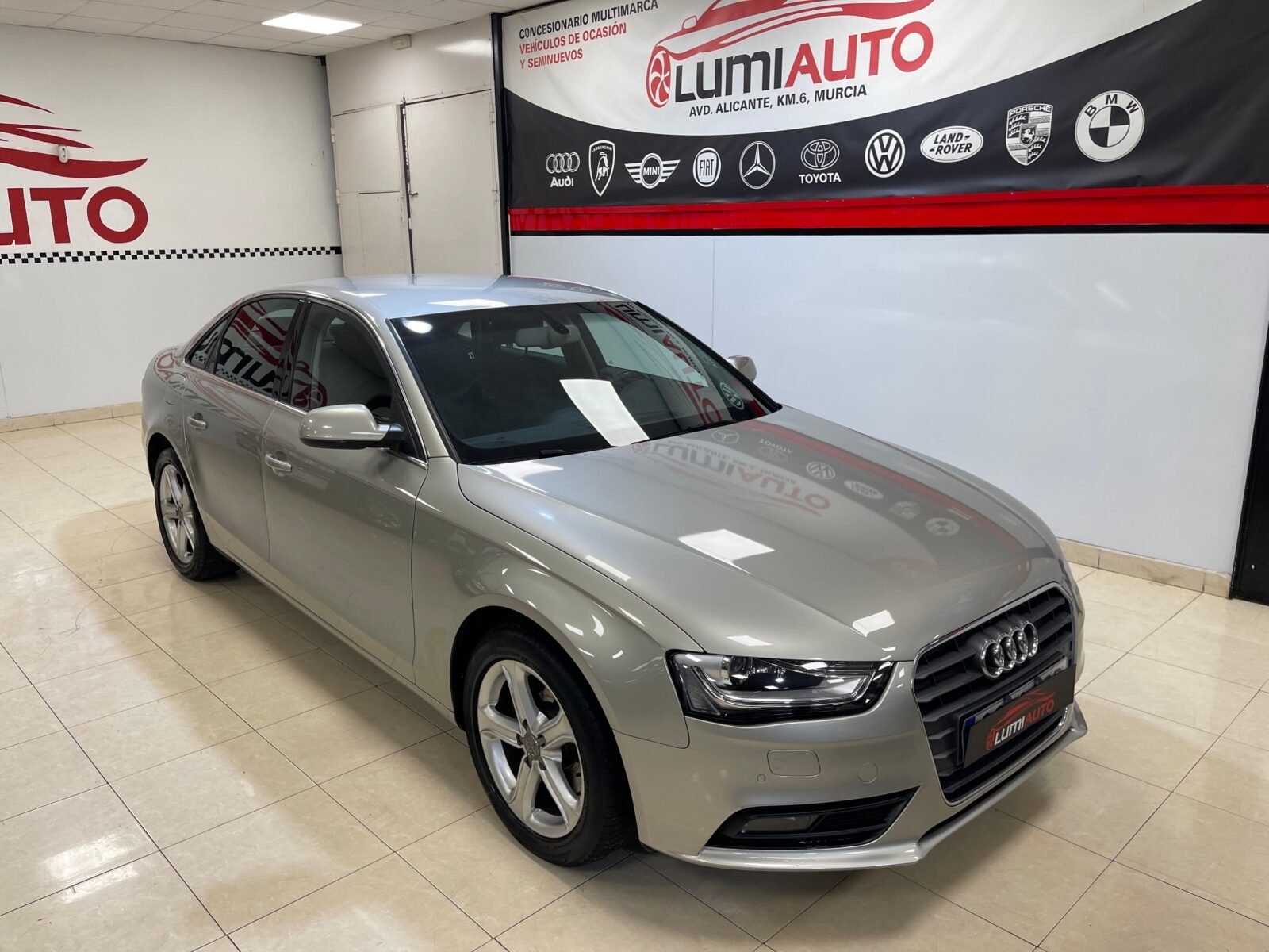 AUDI A4 2.0 TDI