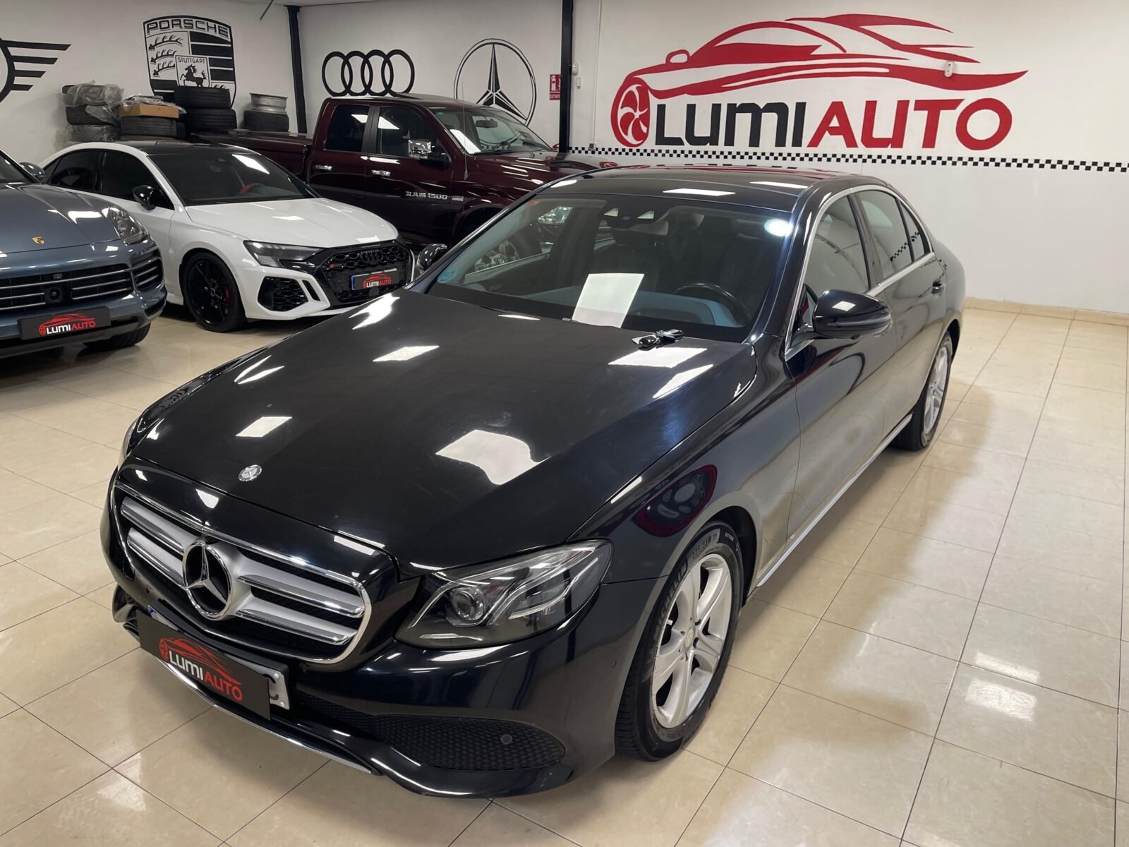 MERCEDES-BENZ E-class 220d