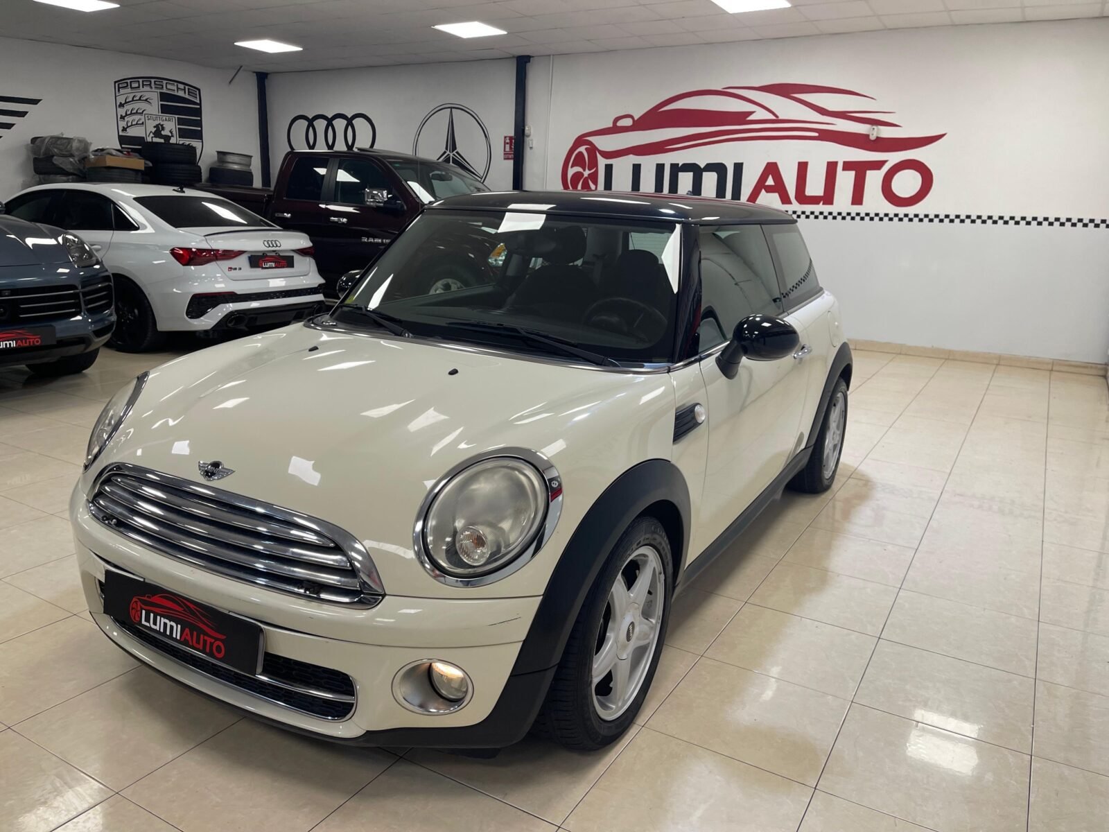 MINI Cooper D 1.6