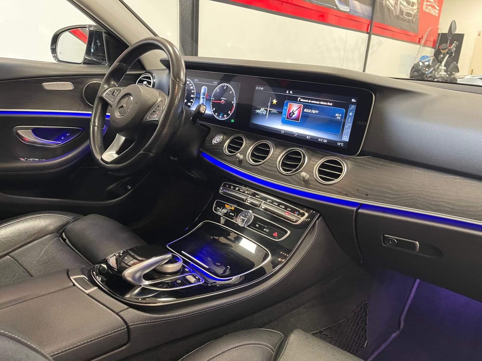 MERCEDES-BENZ E-class 220d