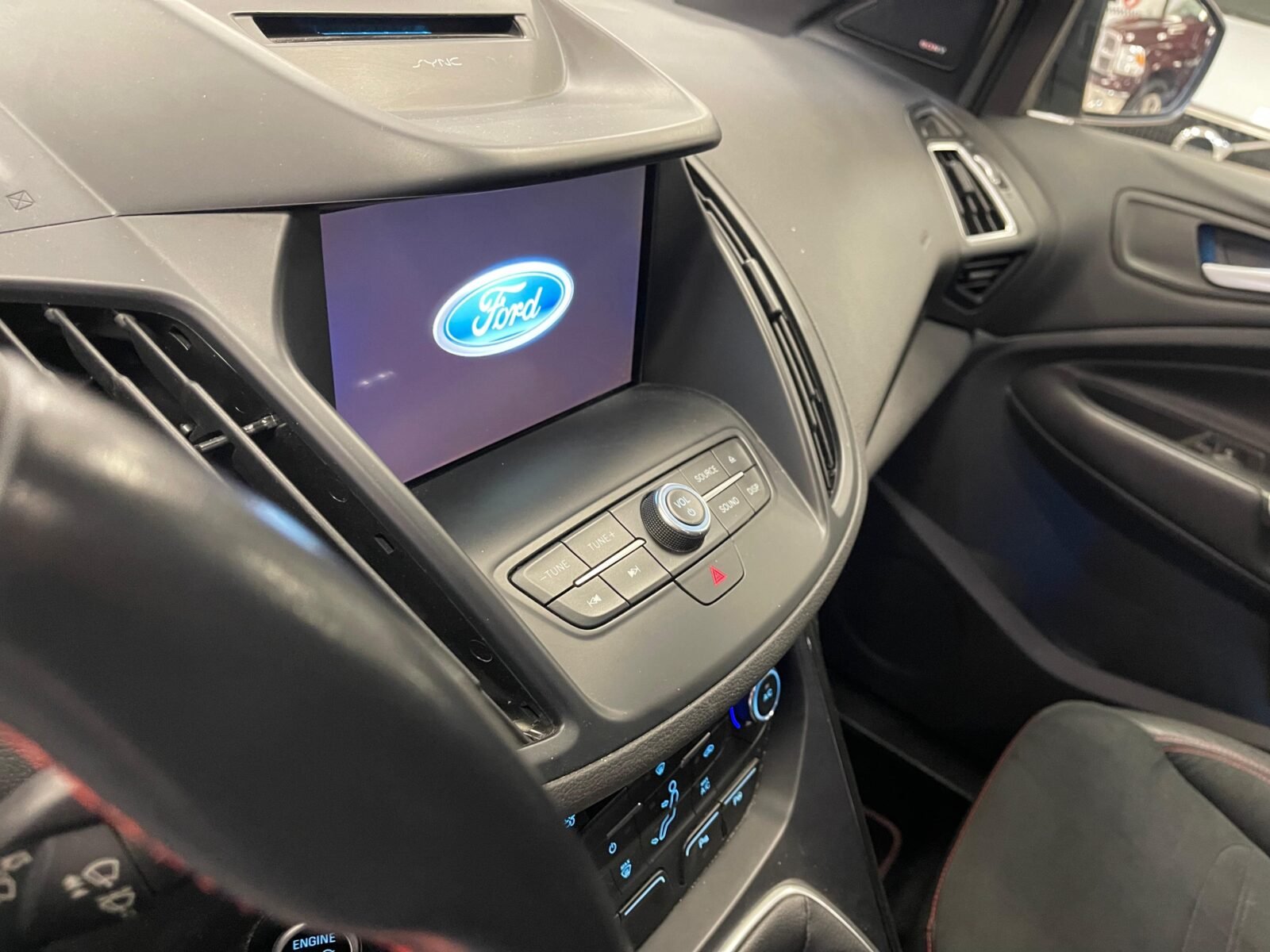 FORD Kuga 1.5 Ecoboost