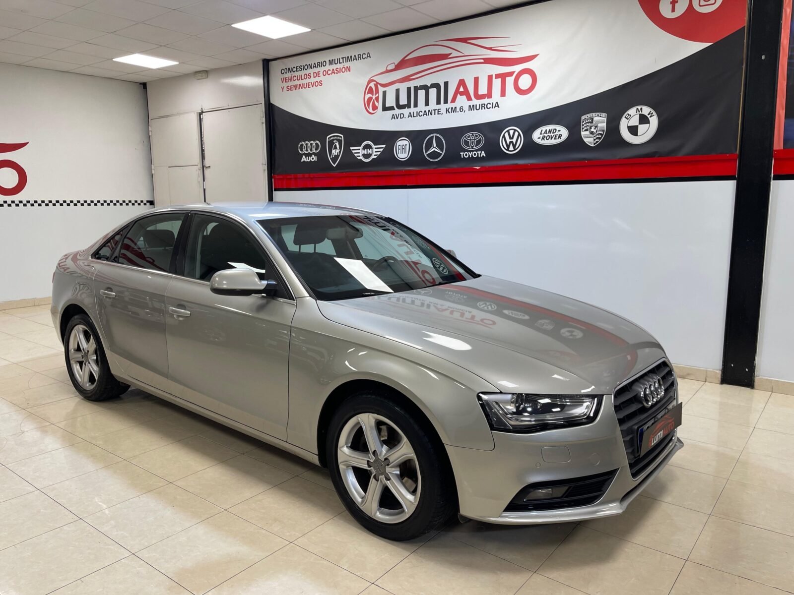 AUDI A4 2.0 TDI