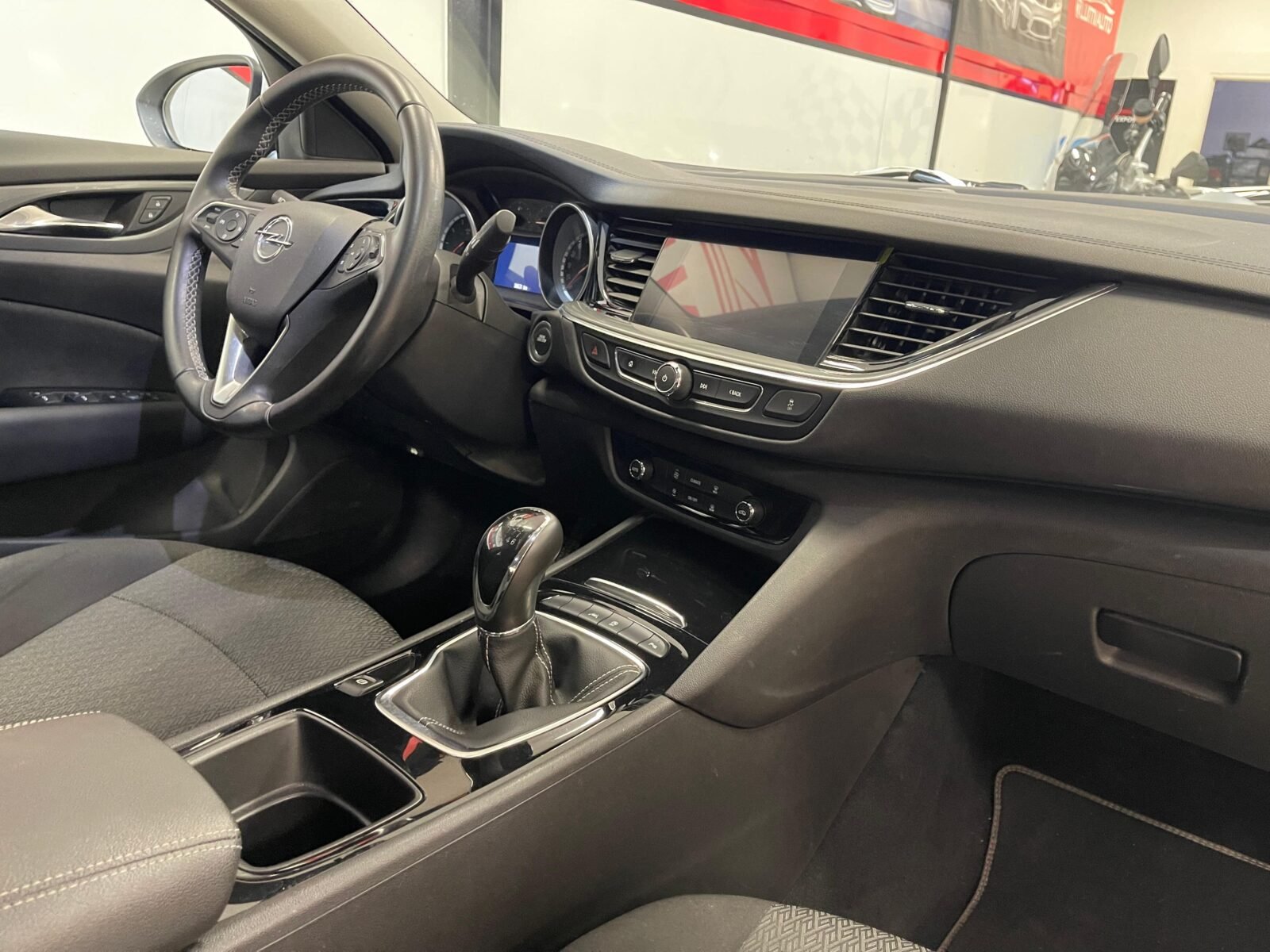 OPEL INSIGNIA 1.5