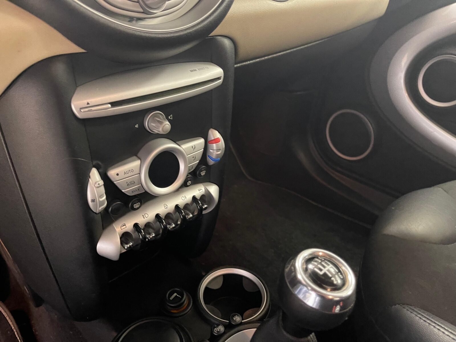 MINI Cooper D 1.6
